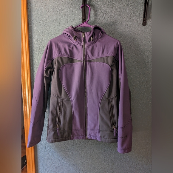 Free County Jacket - Picture 1 of 3
